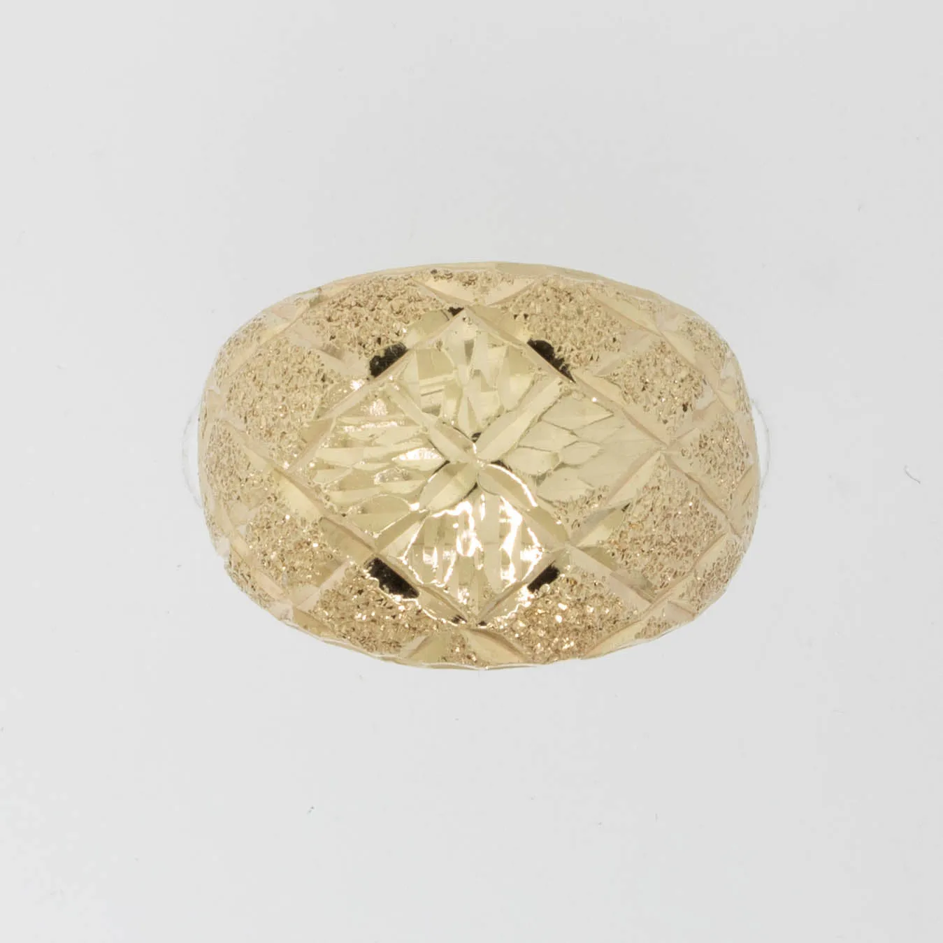 14K Yellow Gold Textured Diamond-Cut Dome Ring Size 2.75 Preowned Jewelry