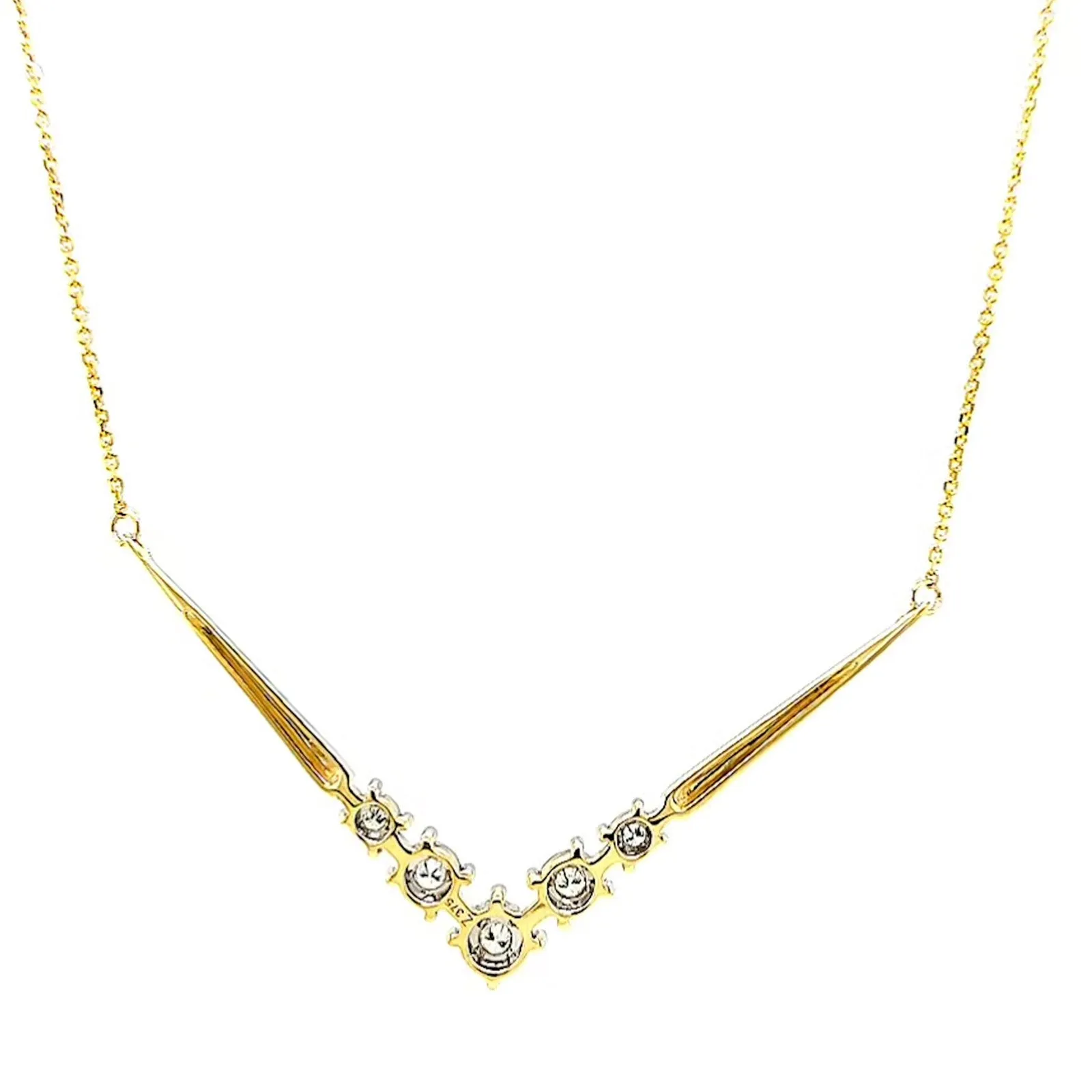 9ct Two Tone Gold Round Brilliant Cut with 0.10 Carat tw of Diamonds Necklace