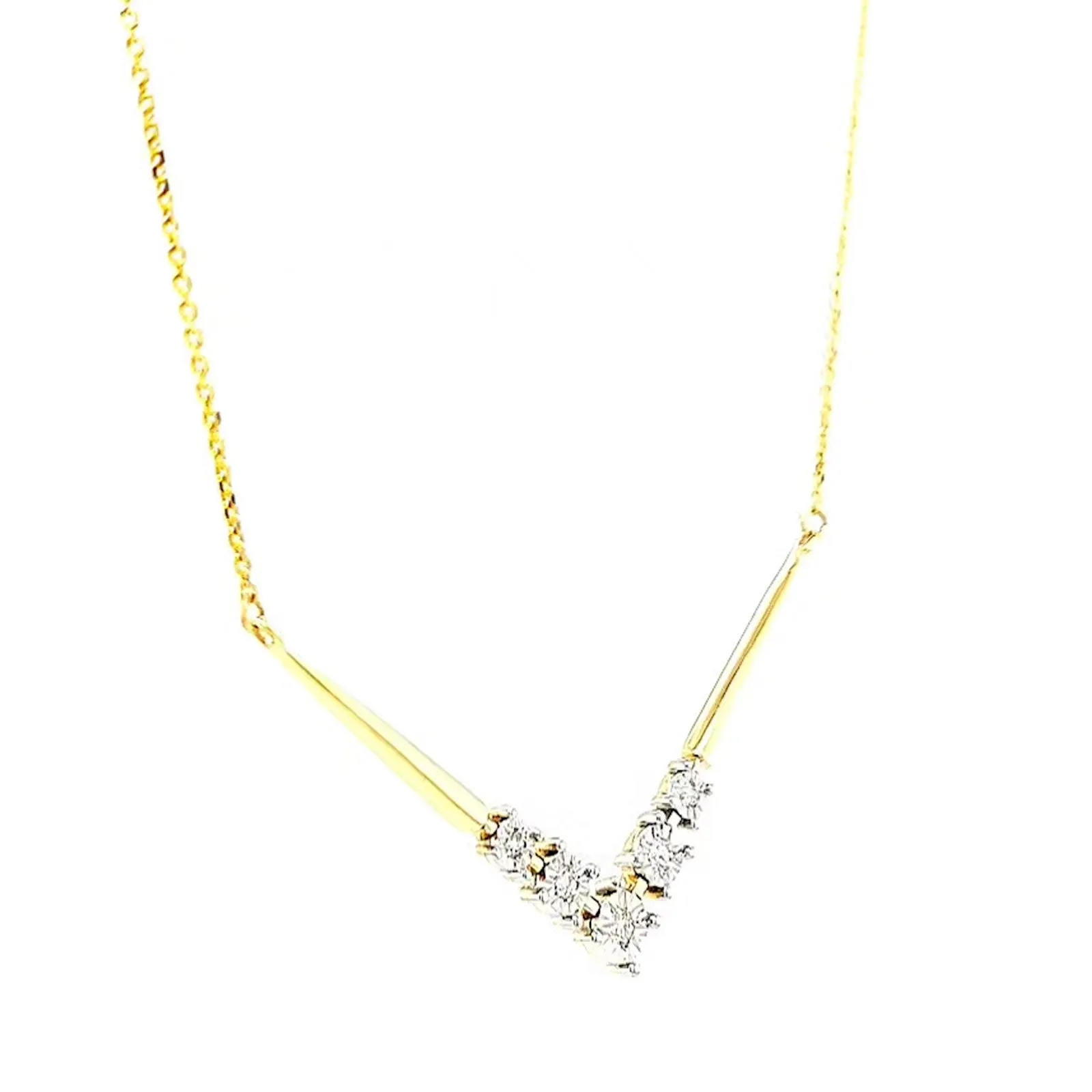 9ct Two Tone Gold Round Brilliant Cut with 0.10 Carat tw of Diamonds Necklace