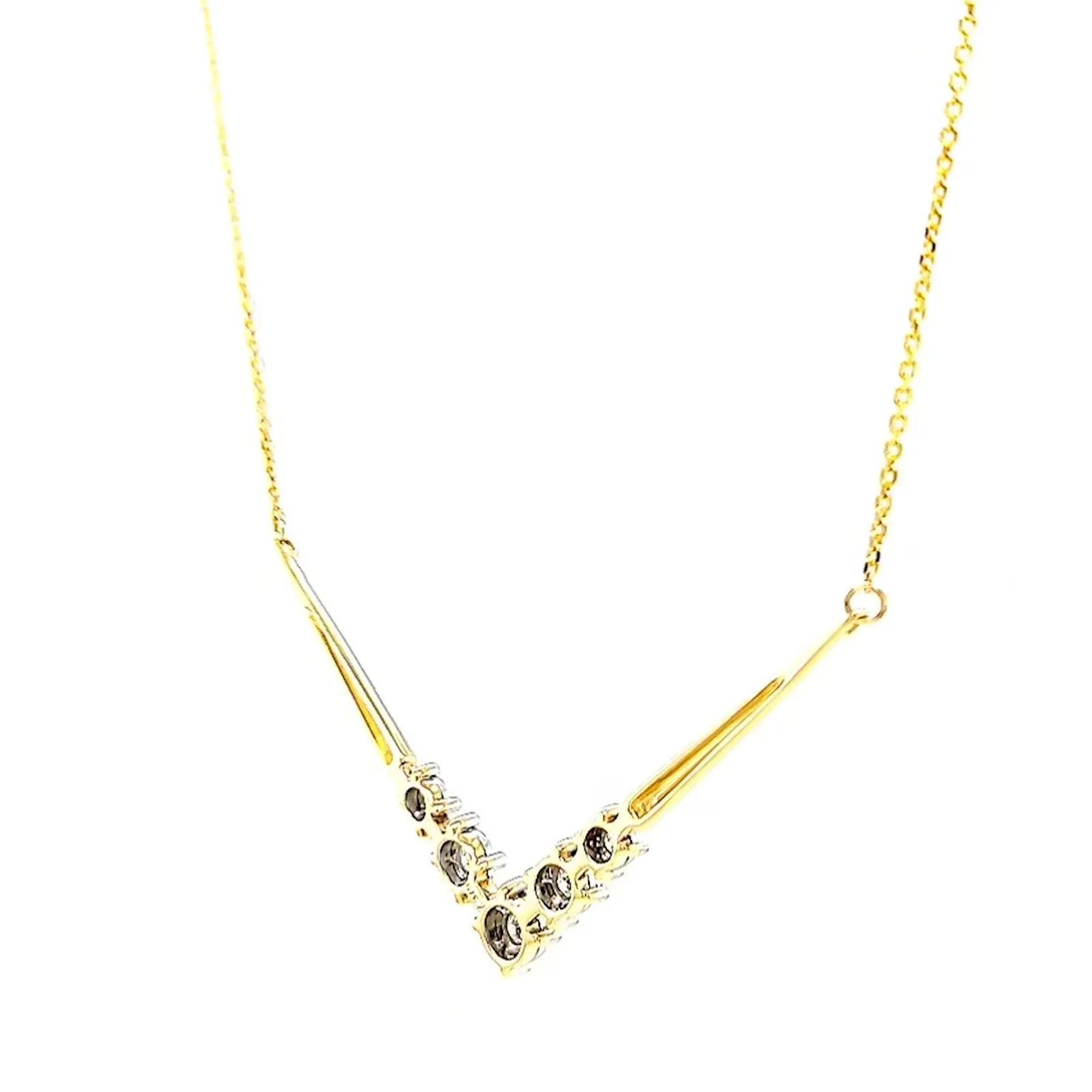 9ct Two Tone Gold Round Brilliant Cut with 0.10 Carat tw of Diamonds Necklace