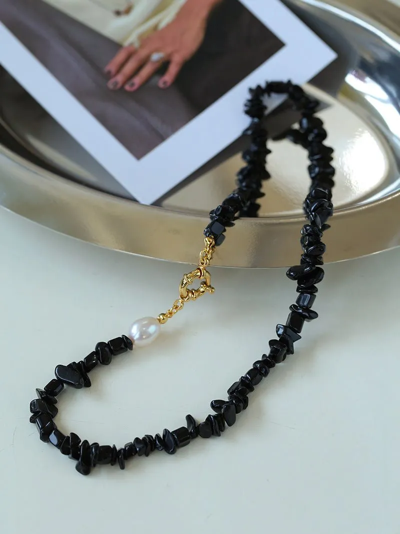 Brilliant Black Agate Crushed Stone and Pearl Necklace