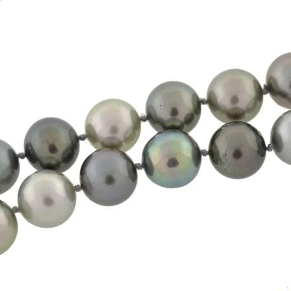 Estate 18kt & Diamond Tahitian Pearl Necklace 19"