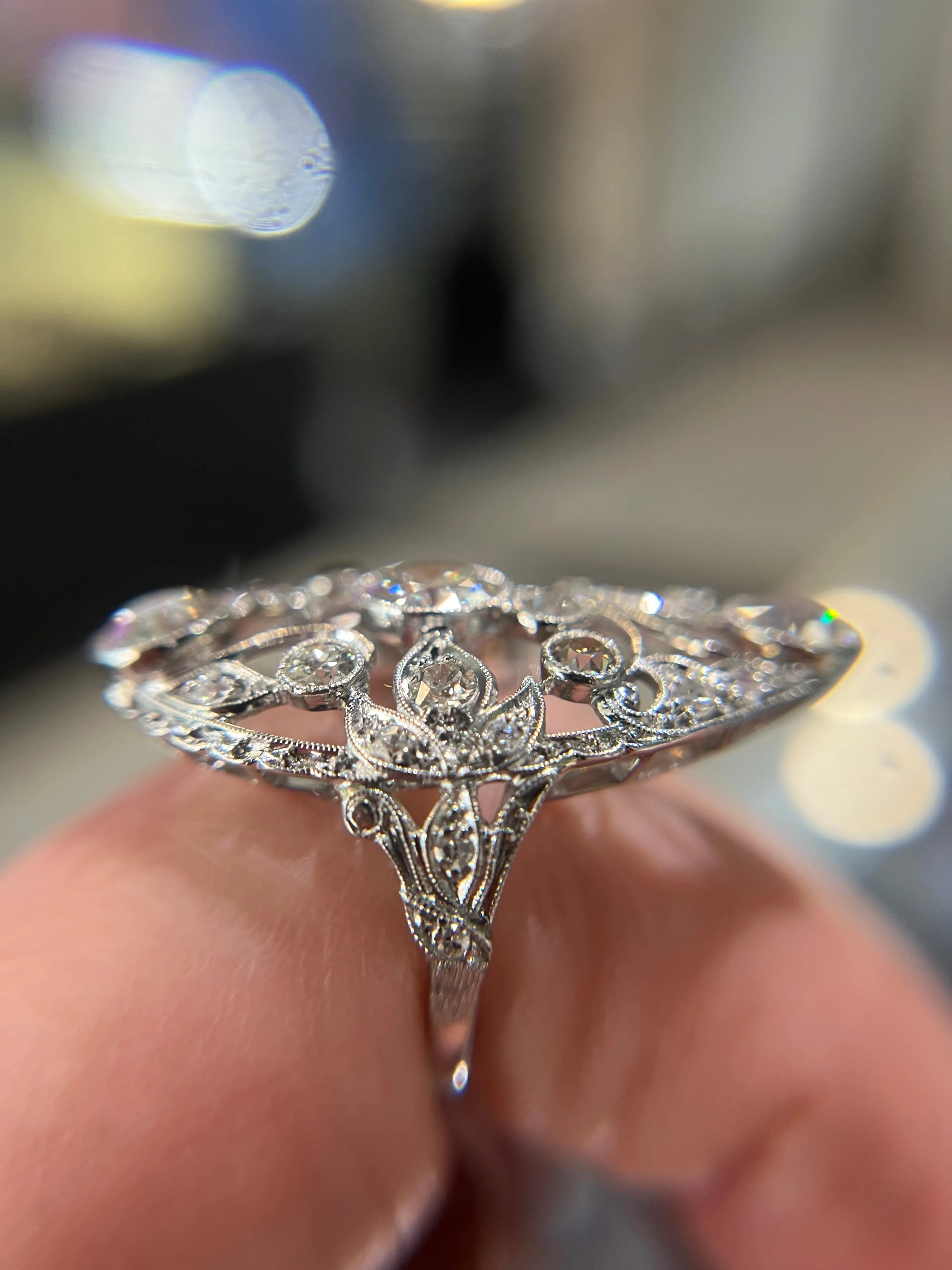 Vintage Platinum Ring from the 1920s